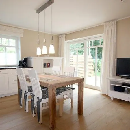 Apartamento Huus-starklef-whg-1-sta-341 Wyk auf Föhr